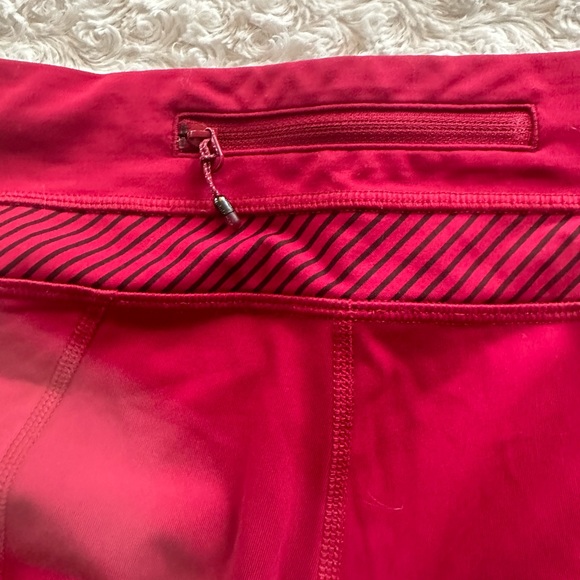 Lulu lemon leggings 12” X 22” size XS red and blue - Picture 8 of 16